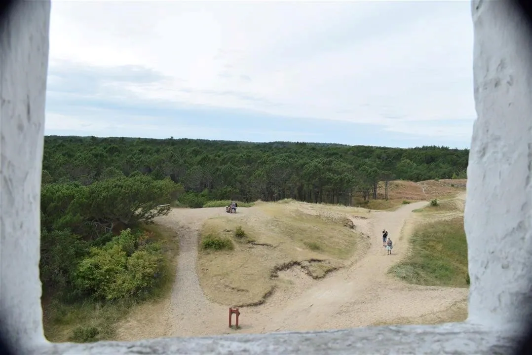 G22 den tilsandede kirke   the sand covered church skagen sat 22 jul (4)